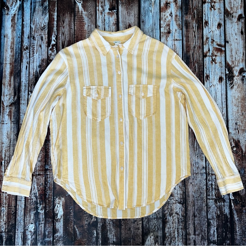 Aerie Linen Yellow and White Striped Button-Up Shirt